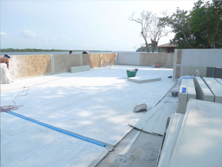 Modular infinity pool, Cambodia, under construction
