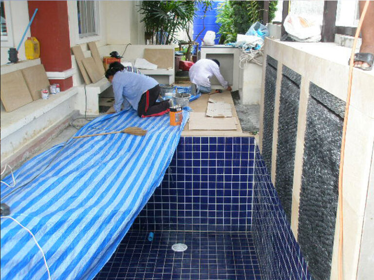 Garage pool, under construction