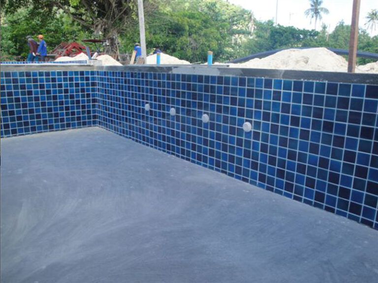 Resort pool, Koh Lon Island, under construction
