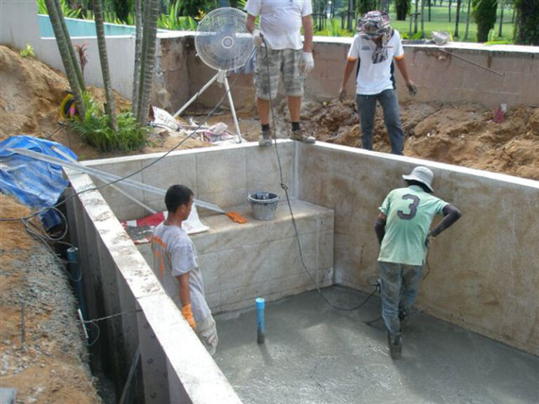 Niche pool, Phuket, under construction
