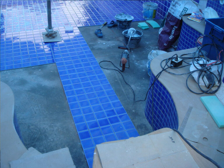 Roman end pool, Phuket, under construction