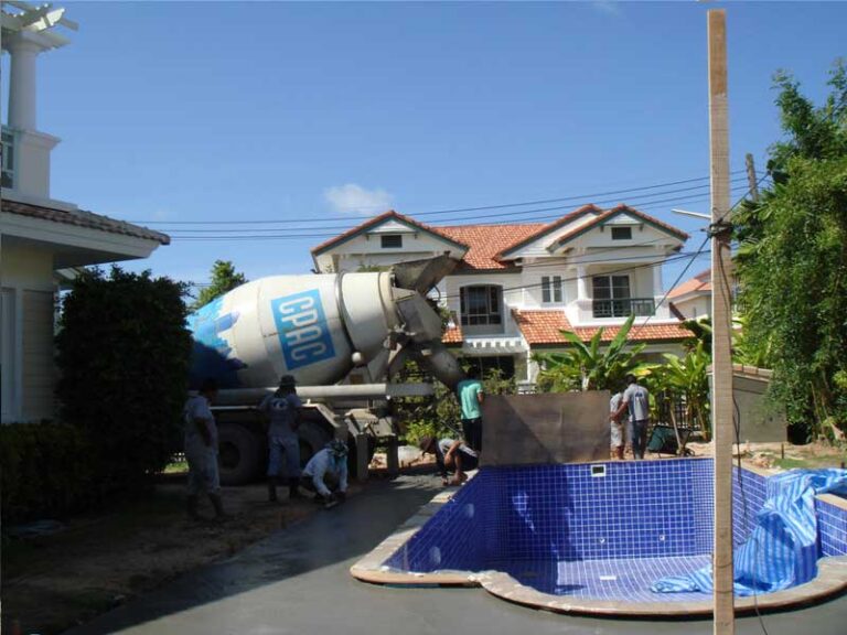 Roman end pool, Phuket, under construction