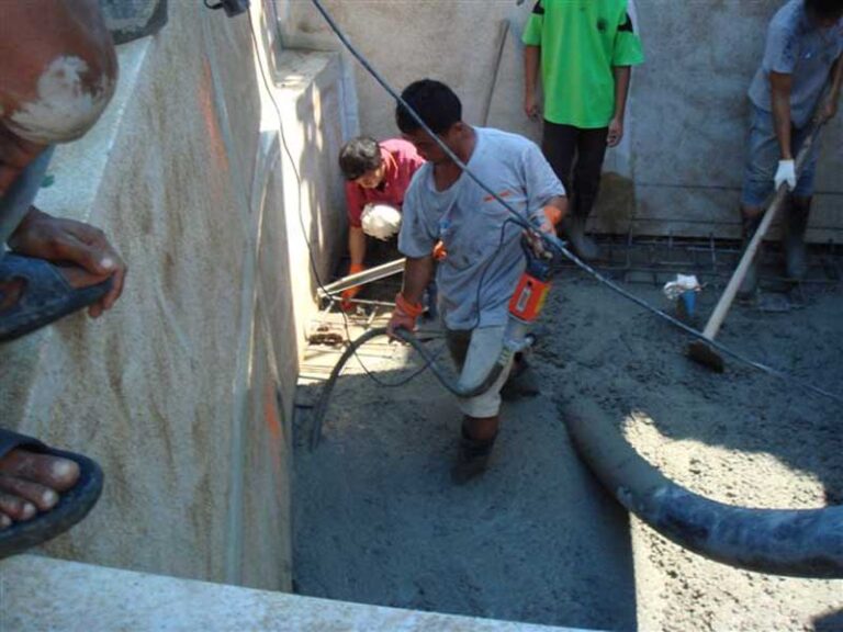 Plunge pool, Phuket, under construction